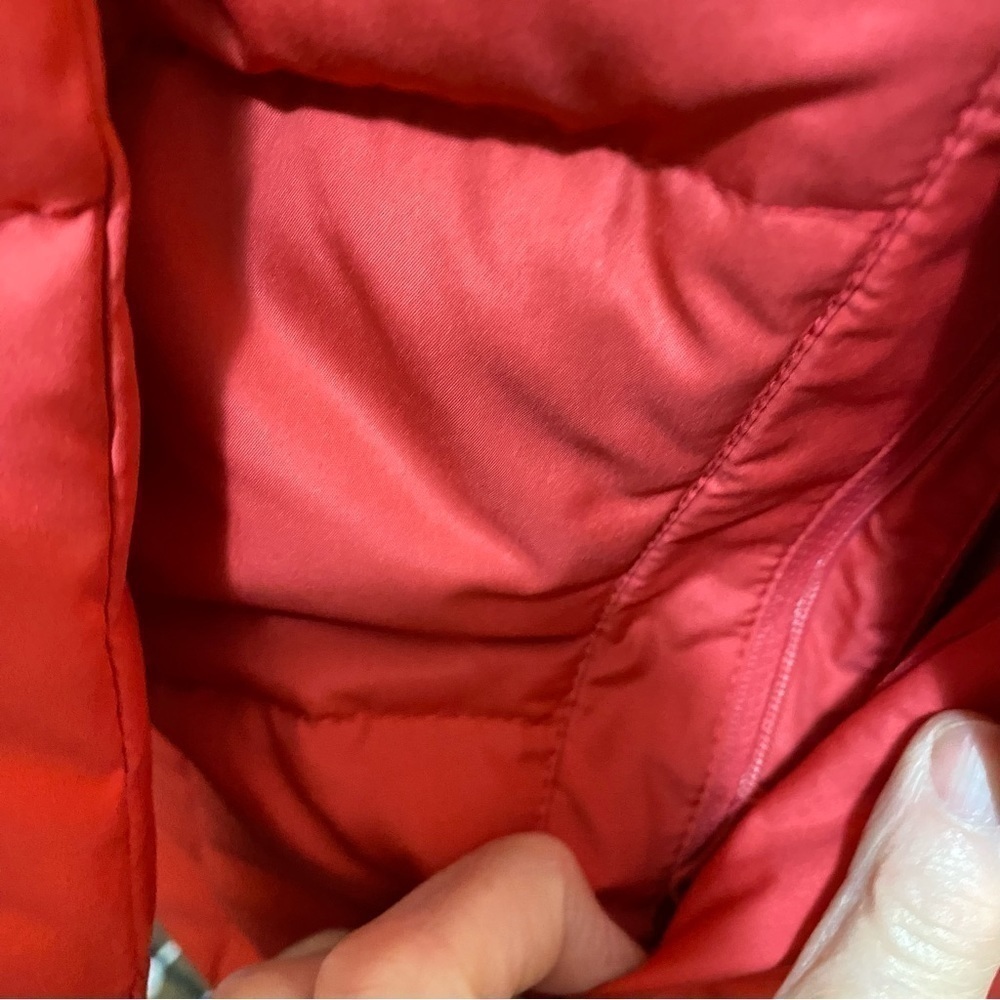 J. Jill Down Puffer coat in Carmine Red. Snap front closure Size Small - Picture 14 of 14